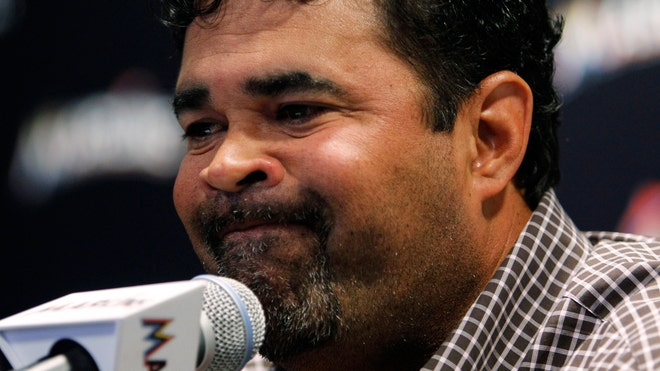 Ozzie Guillen Marlins.jpg